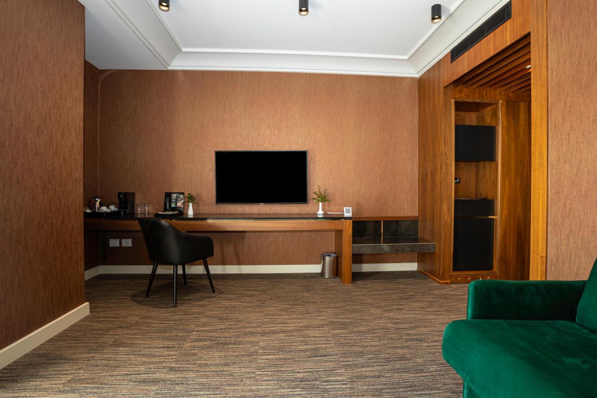 Select Hill Resort Linze Habitación foto