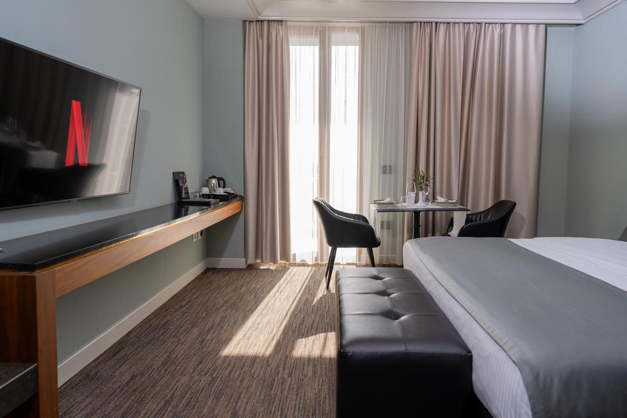 Select Hill Resort Linze Exterior foto